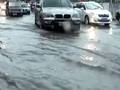 四川暴雨致居民楼被淹