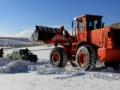 大雪使新藏公路多处受阻 人员被困
