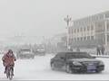 山西五台山迎入秋后首场降雪
